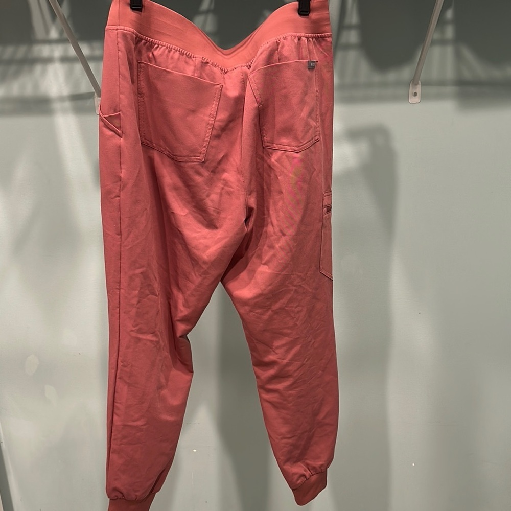 Figs technical collection Pink Jogger Pants - Picture 6 of 8